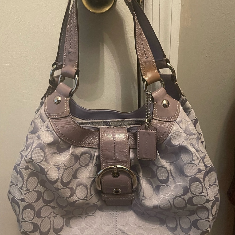Vintage Y2K SoHo Silver and Grey Coach Hobo Shoulder Bag